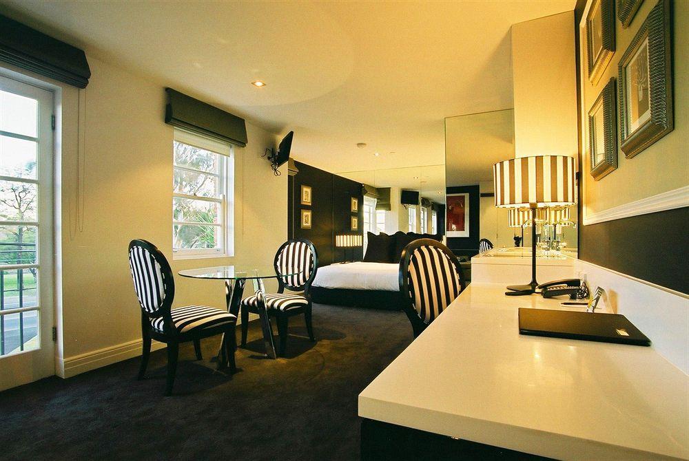 Quest East Melbourne Aparthotel Bilik gambar