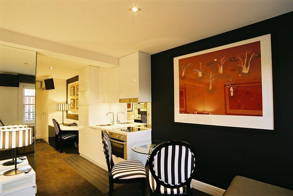 Quest East Melbourne Aparthotel Bilik gambar