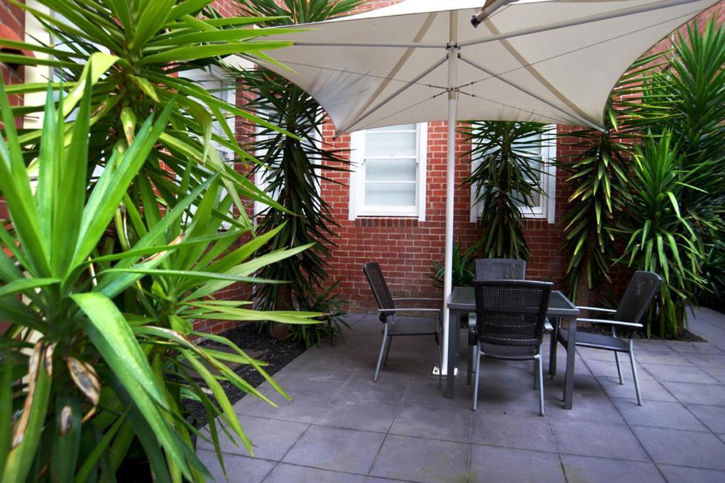 Quest East Melbourne Aparthotel Luaran gambar